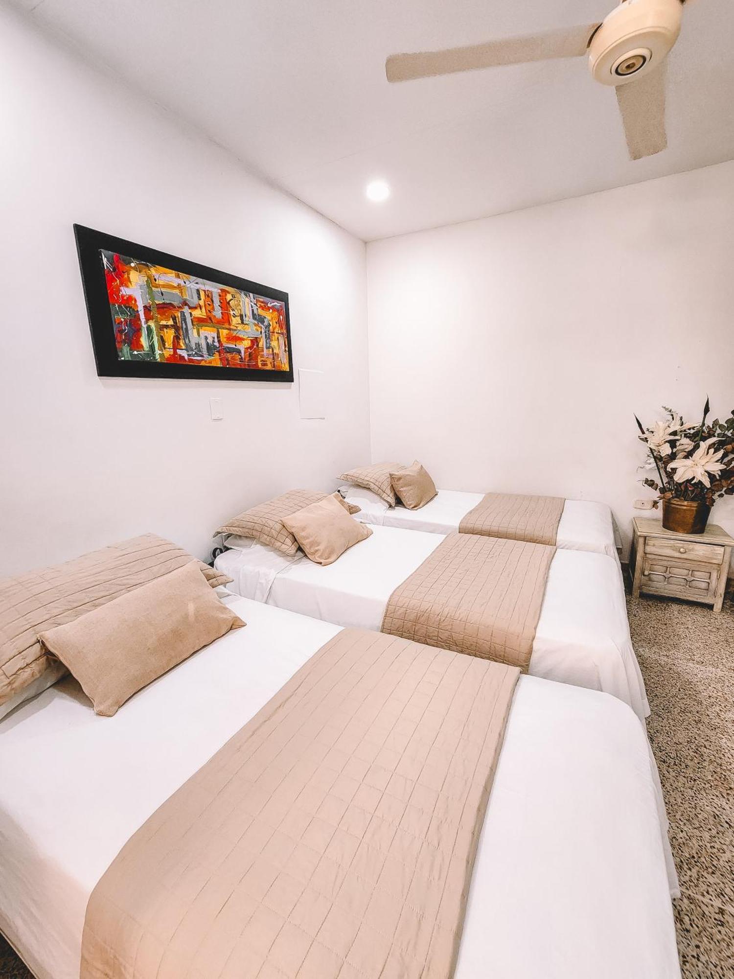 Hotel Radoa El Banco  Zewnętrze zdjęcie